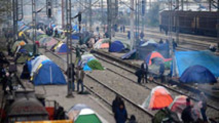 Telediario 1 - Los refugiados sirios sigue con expectación desde Turquía las negociaciones de paz