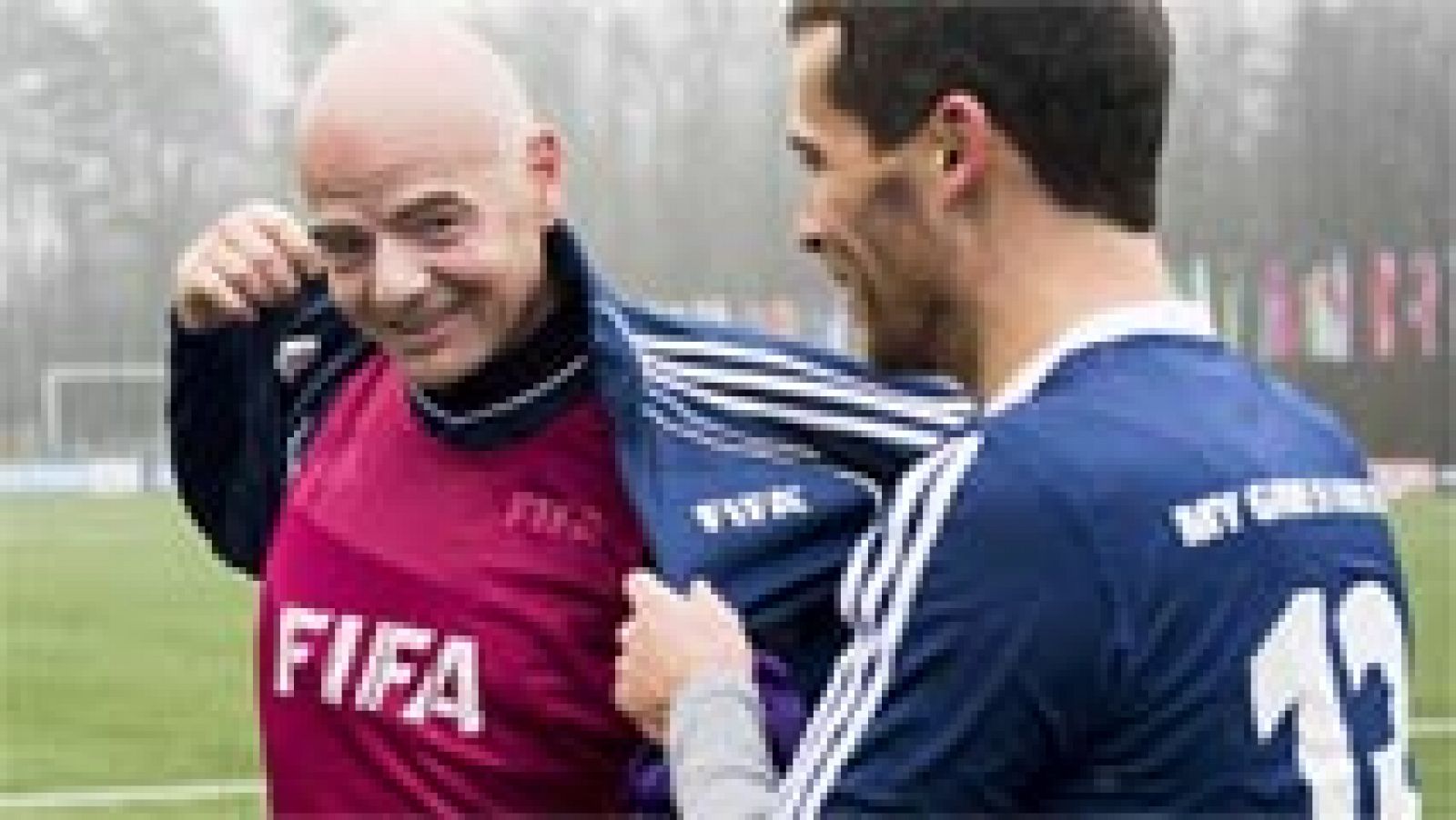 La FIFA acusa a Sudáfrica de pagar para obtener el Mundial 2010 | Ver