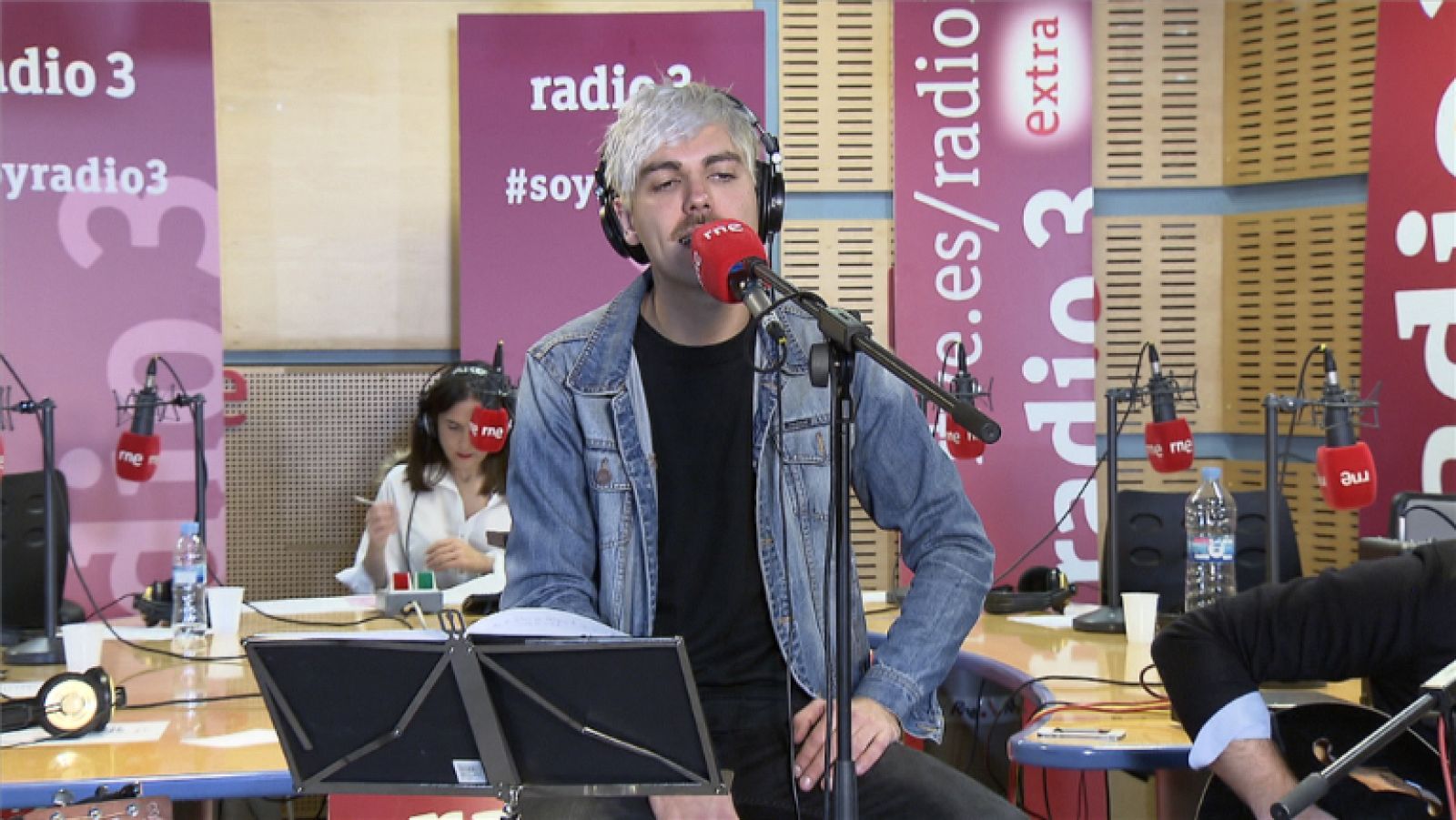 Miss Caffeina - 'Mira cómo vuelo' - 19/03/16 - ver ahora