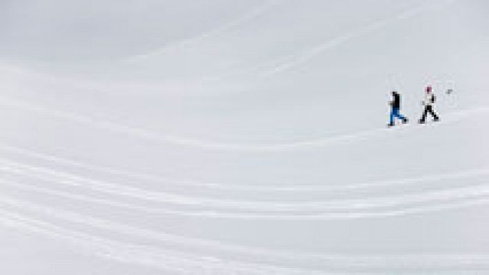 El tiempo - Nevadas en el área de los Pirineos en cota cercana a los 1.400 metros