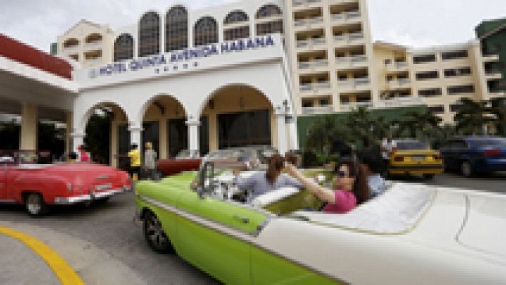 Telediario 1 - Las empresas españolas lideran el sector hotelero cubano y ven con optimismo la entrada de EE.UU. en él