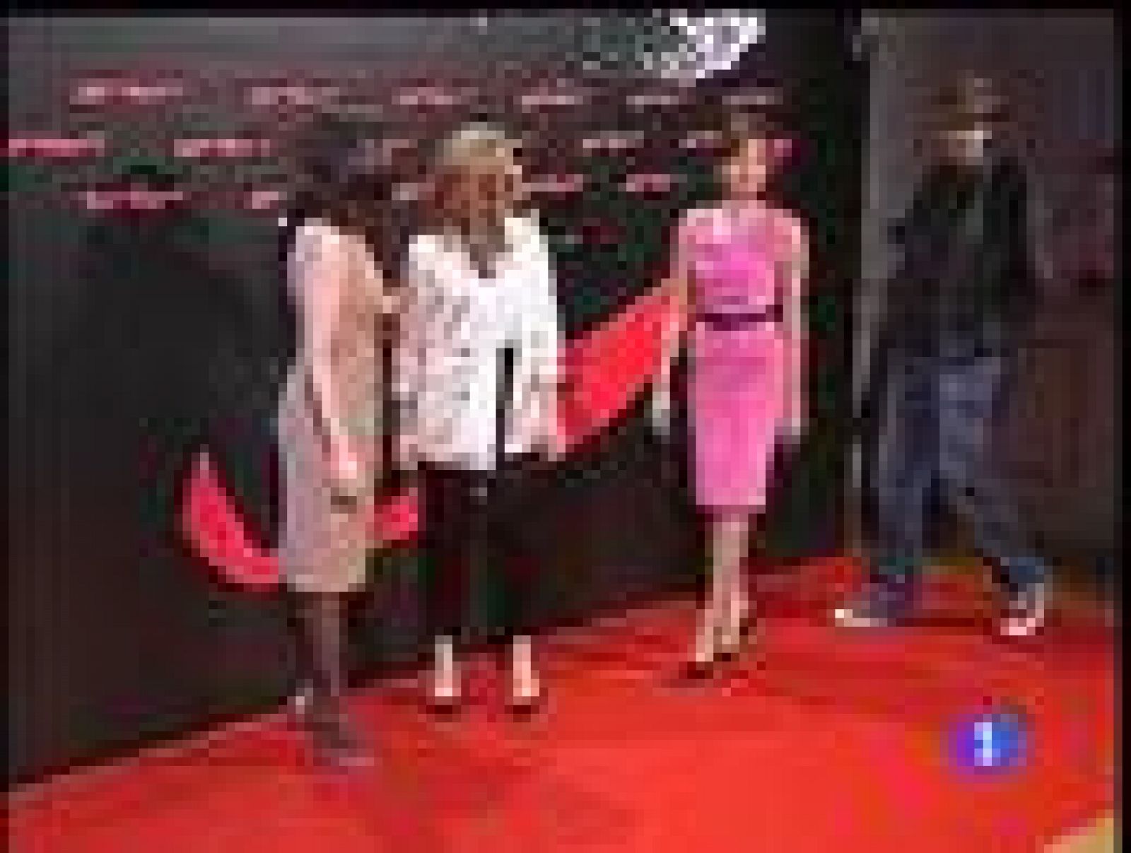 Scarlett Johansson, Eva Mendes y Paz Vega juntas en "The spirit" | Ver