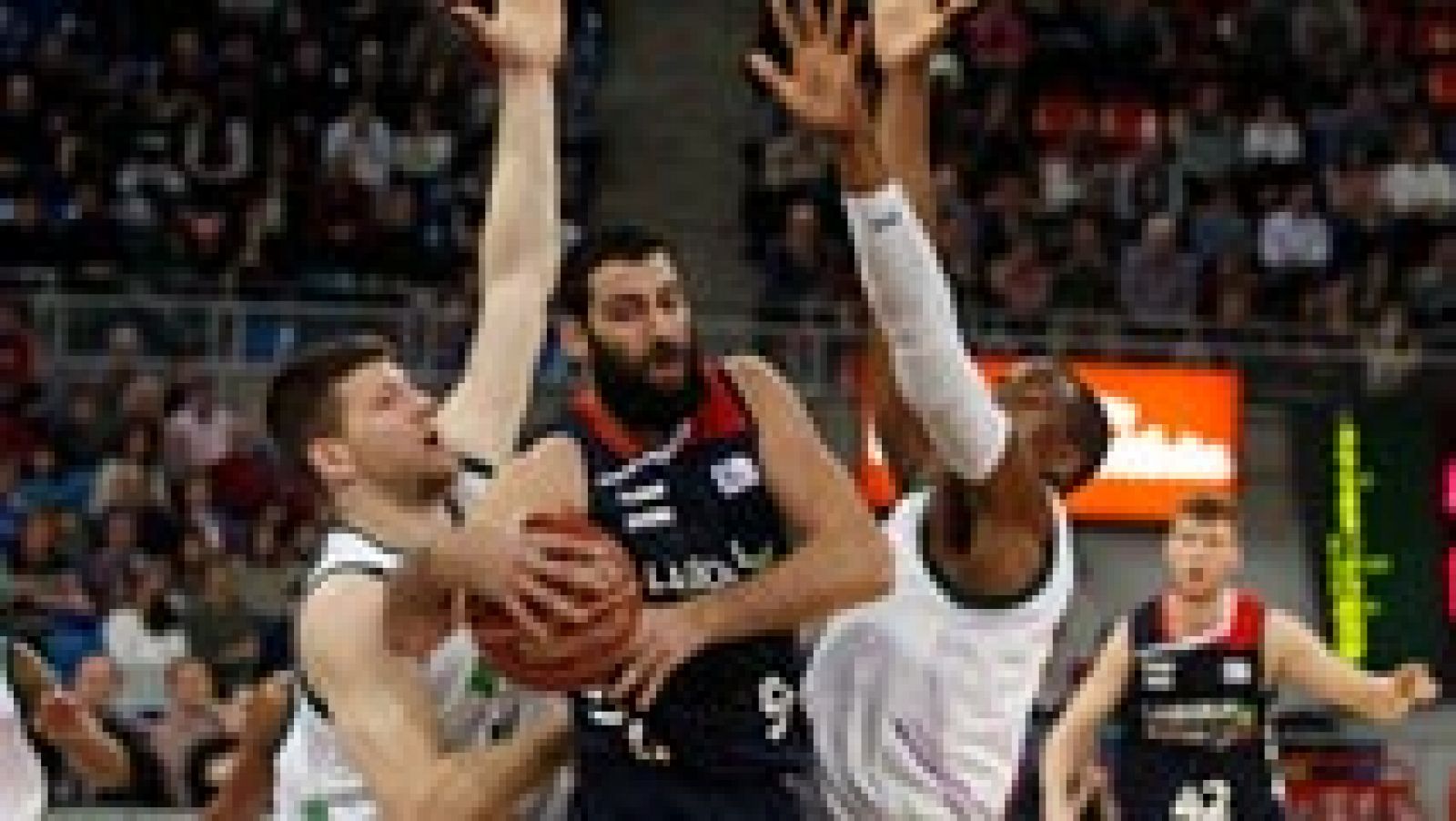 Baloncesto en RTVE: Laboral Kutxa 56-83 Unicaja | RTVE Play