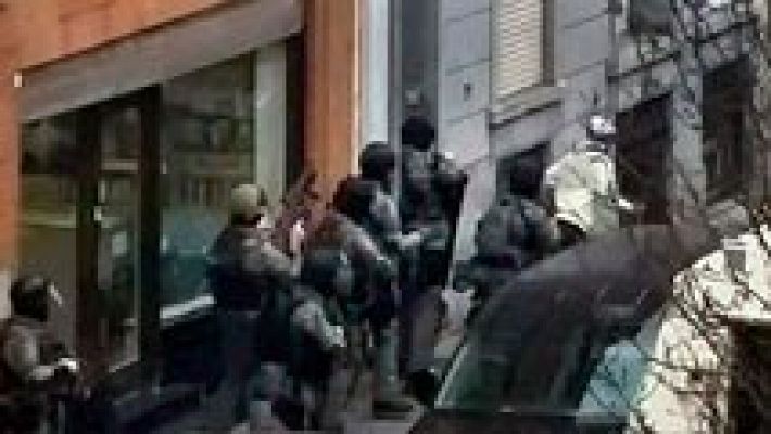 Telediario 1 - Así intentó escapar Salah Abdeslam de la policía antes de su detención