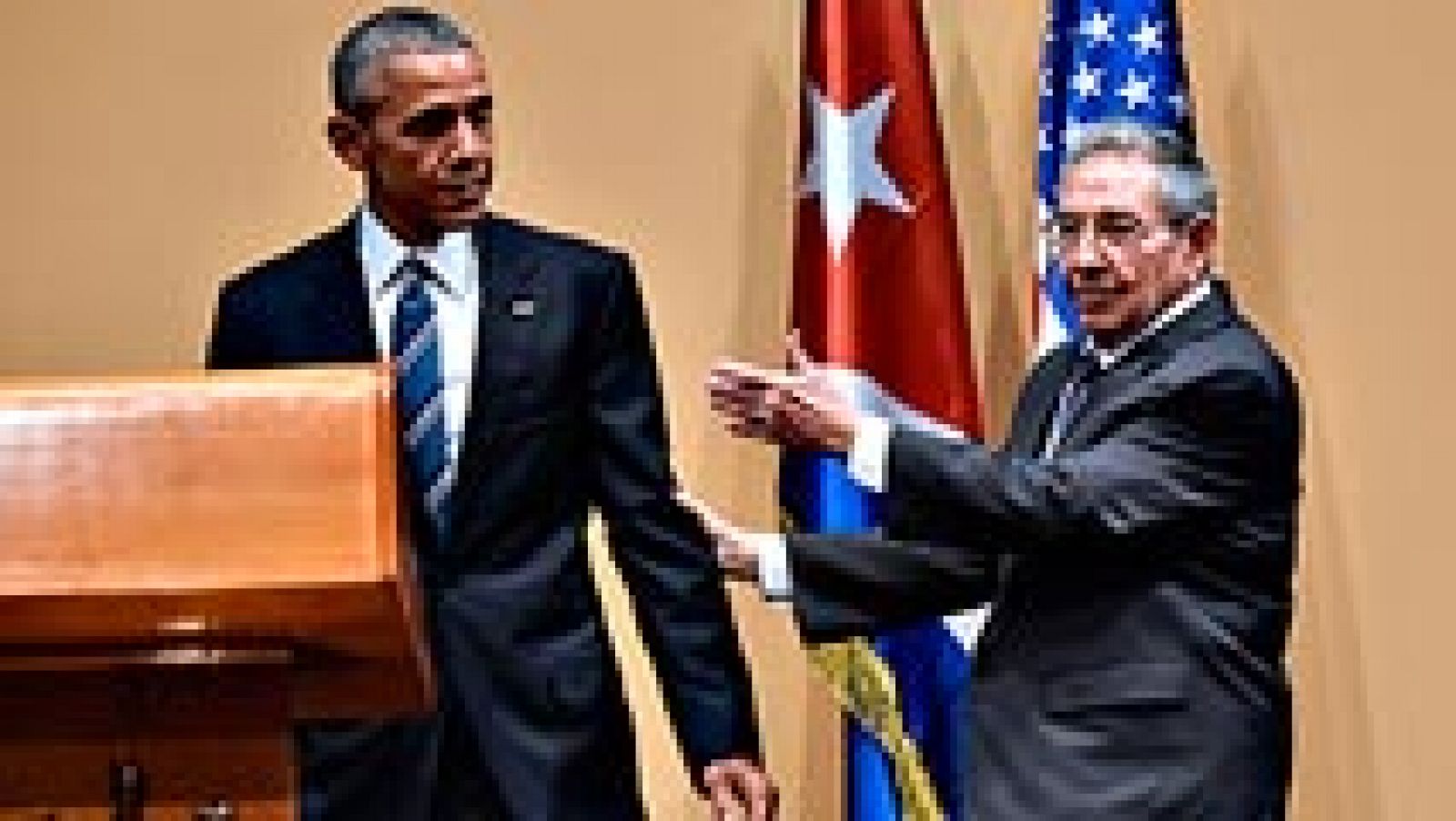 Telediario 1: Obama y Castro escenifican en La Habana el acercamiento entre EE.UU. y Cuba, pero también sus diferencias | RTVE Play