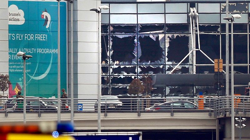 Evacuado el aeropuerto de Zaventem tras una doble explosión