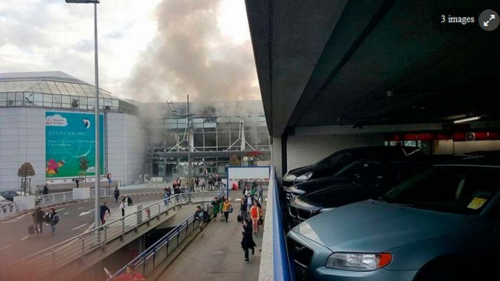 Imágenes del interior del aeropuerto de Zaventem en Bruselas durante su evacuación tras las dos explosiones
