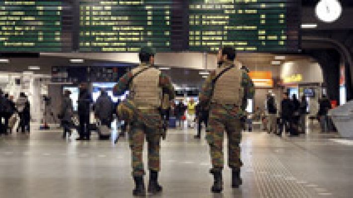 Bruselas se blinda tomada por el Ejército y la Policía