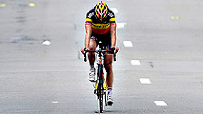 Telediario 1 - El mundo del deporte se solidariza con las víctimas