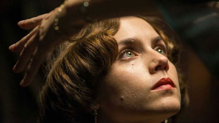 La Puerta del Tiempo - La puerta del tiempo- Aura Garrido nos abre su 'Enciclopelia'