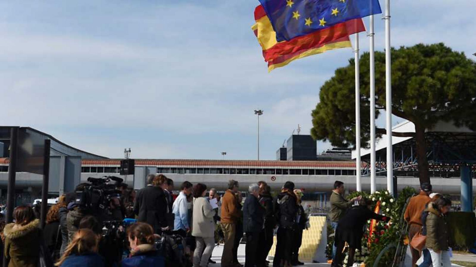 Especial Informativo - Homenaje a las víctimas del accidente aéreo del Germanwings