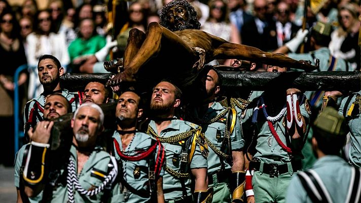 Jueves Santo cargado de procesiones en toda España