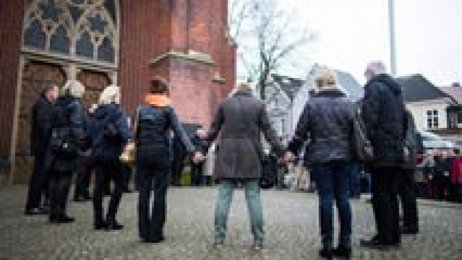 Telediario 1: Homenaje a las víctimas de Germanwings | RTVE Play