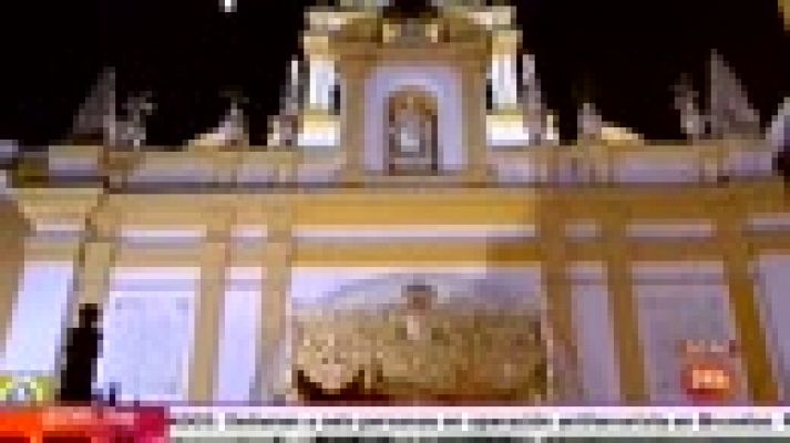 Informativo 24h - Pasión, emoción y silencio en la 'Madrugá' sevillana