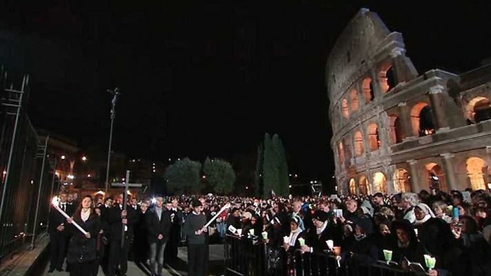 Via Crucis desde Roma