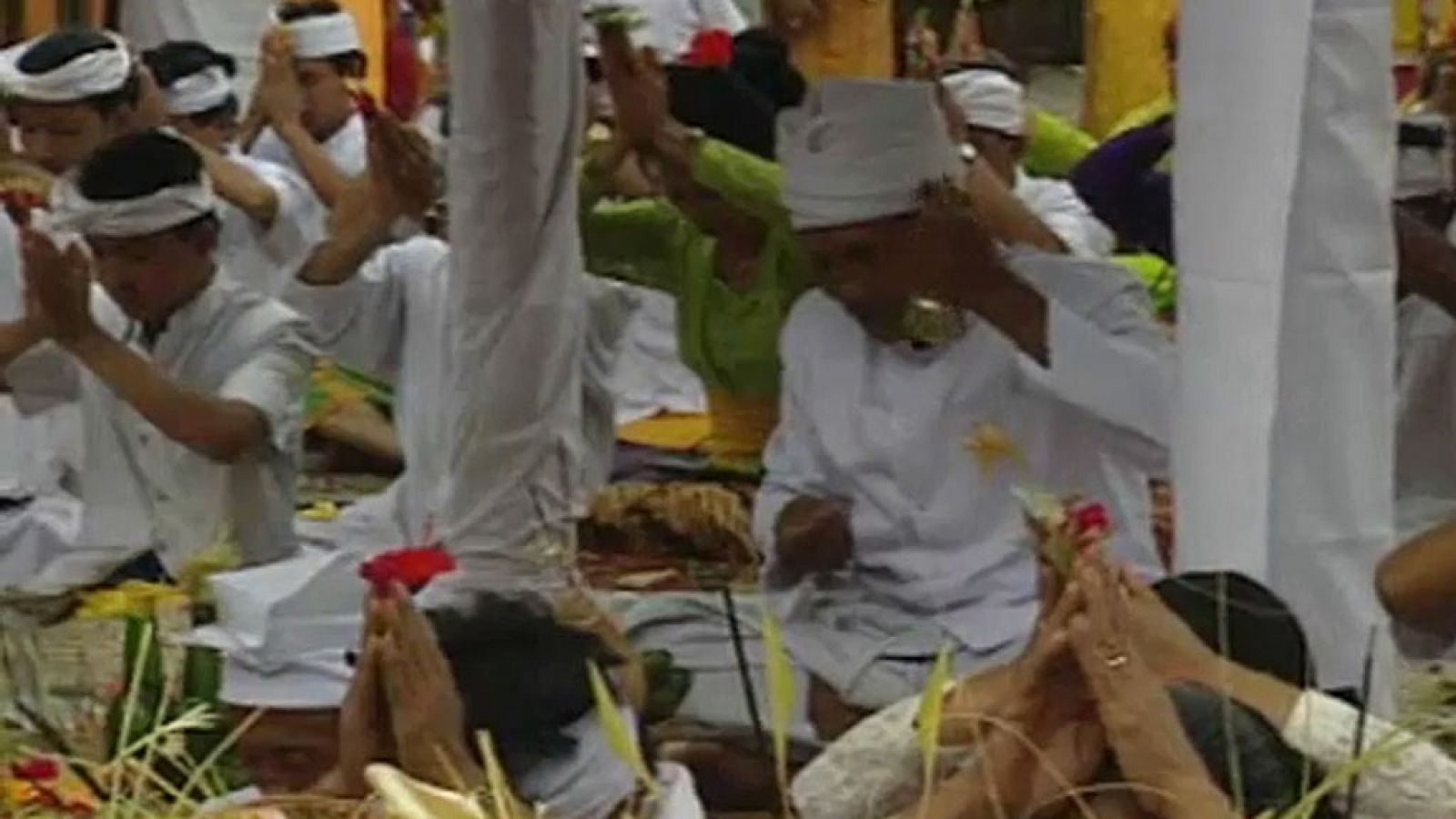 Otros pueblos: Fiestas - Galungan (Bali) | RTVE Play