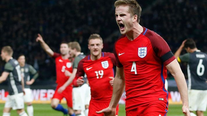 Telediario 1 - Inglaterra remonta a Alemania