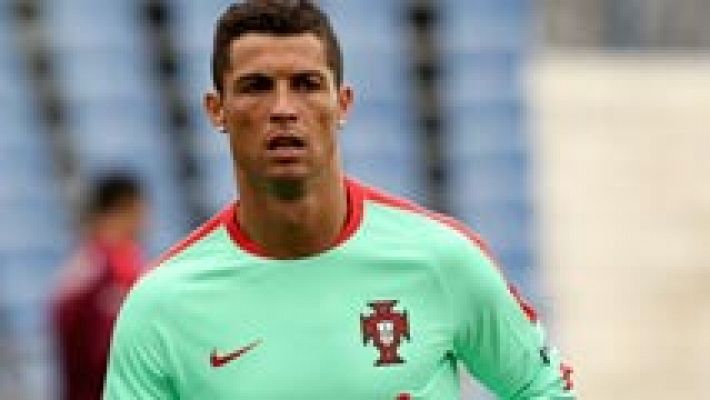 Telediario 1 - Cristiano: "Quiero que mi hijo sea un jugador 'top', como su padre"