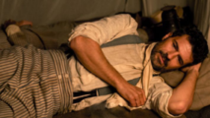 El Ministerio del Tiempo - Julián y Amelia se extrañan