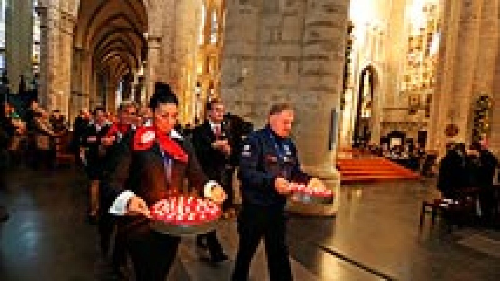 Telediario 1: Bruselas recuerda a las víctimas de los atentados con un acto ecuménico en la catedral | RTVE Play