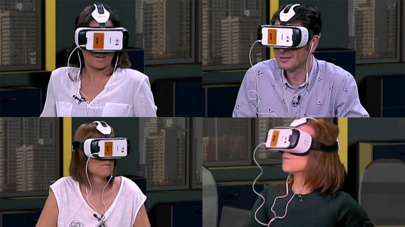 Carlos del Amor, Mara Torres, Mnica Lpez y Aura Garrido prueban la nueva aplicacin de realidad virtual de 'El Ministerio del Tiempo' en 'La puerta del tiempo'. sta es su reaccin.