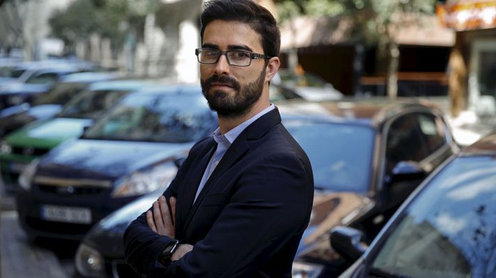Informativo 24h - Uber vuelve a Madrid y sus conductores tendrán licencia