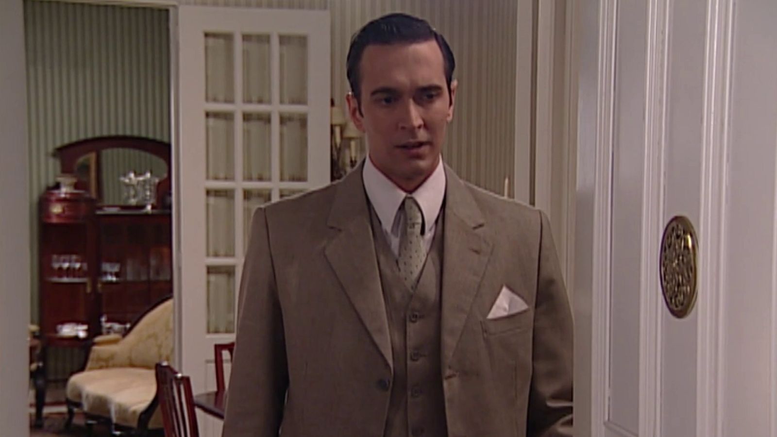 Amar en tiempos revueltos - T1 - Episodio 199 - Ver ahora