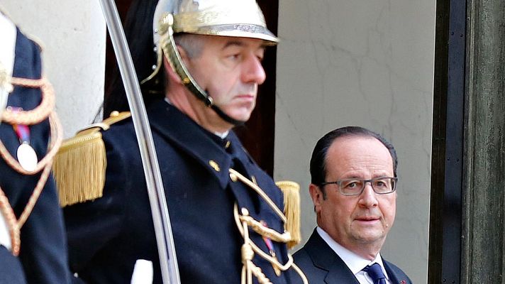 Telediario 1 - Hollande abandona el proyecto de reforma de la Constitución de Francia que incluía medidas contra el terrorismo