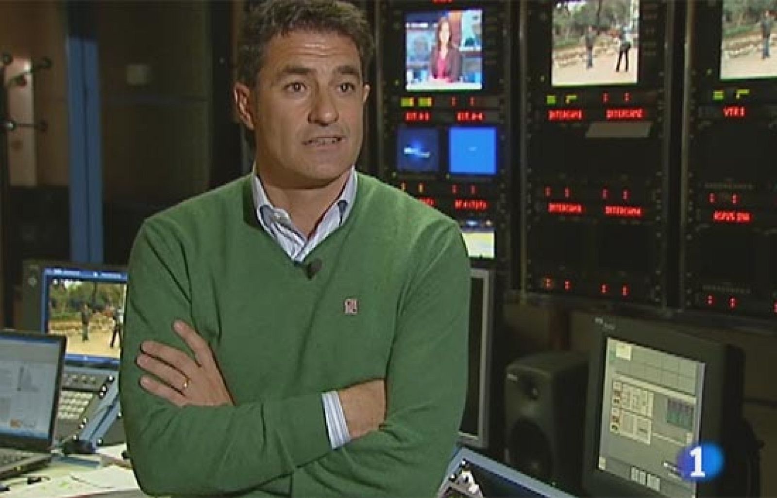 El ex director de la cantera madridista se confesó en TVE sobre los motivos de su marcha. La contradicción entre el desinterés de Calderón por los jóvenes del Real Madrid y el lamento por no encontrar un Messi en el club blanco es una de las causas del abandono de uno de los míticos de la Quinta del Buitre