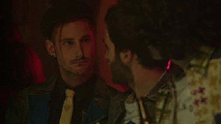 Cuéntame cómo pasó - Marcelo le cuenta a Carlos que su novio tiene el SIDA