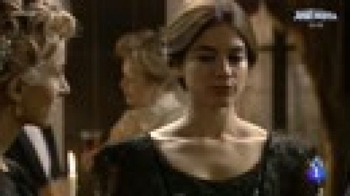 Acacias 38 - Teresa se desploma en medio de la fiesta de Cayetana