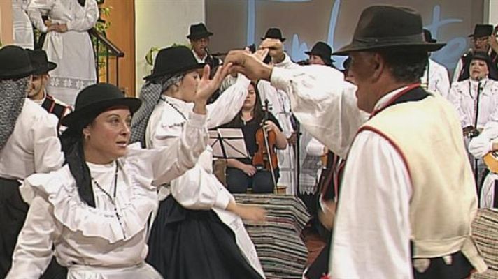 Tenderete - Tenderete - 03/04/2016 Con La agrupación "Estrella y Guía" y el trío "Ramírez-Macías"