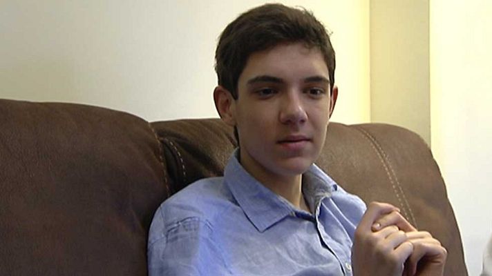 Telediario 1 - Un joven con autismo nos muestra un corto con su historia de superación