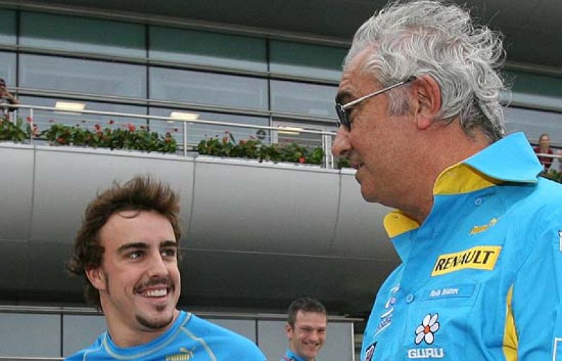 Fernando Alonso, el principal piloto de la escudería Renault, ha conocido de primera mano el nuevo sistema de diseño y construcción de chasis.