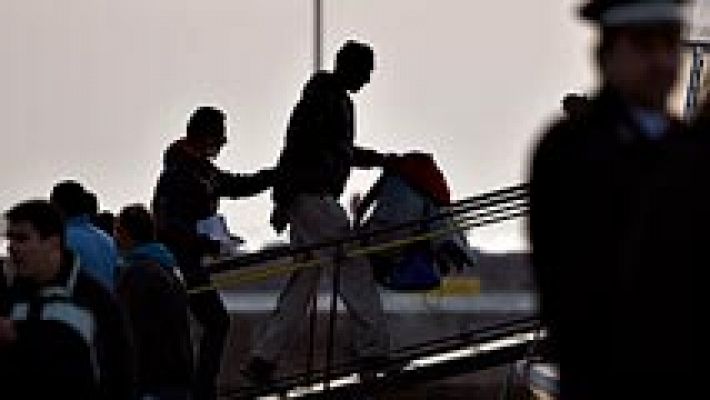 - La UE devuelve desde Grecia a Turquía a los primeros grupos de inmigrantes irregulares