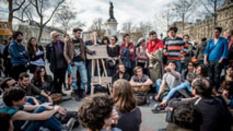 La 'Noche en Vela', el 15-M francés, sigue protestando por la situación social y política del país