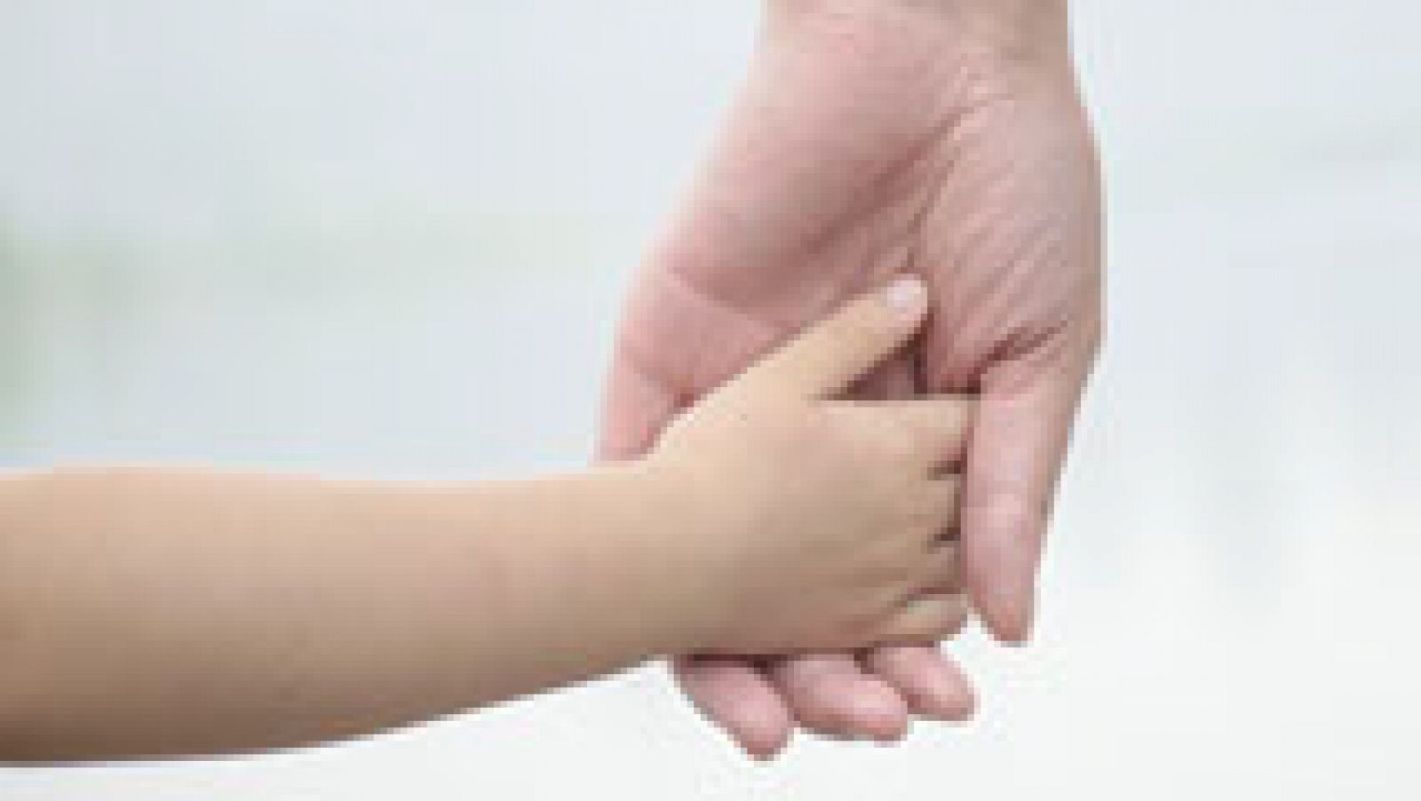 La Audiencia de Toledo revisa una sentencia que concedió la custodia de una niña a su padre, condenado por malos tratos contra la madre