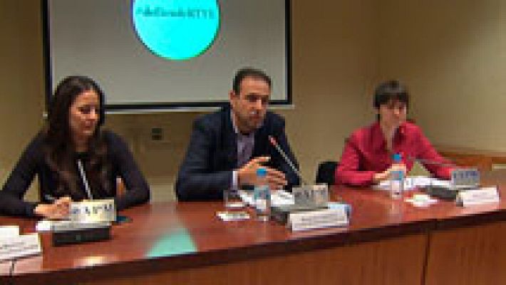 Telediario 1 - Los Consejos de Informativos de RTVE presentan una nueva fase de la campaña 'Defiende RTVE'