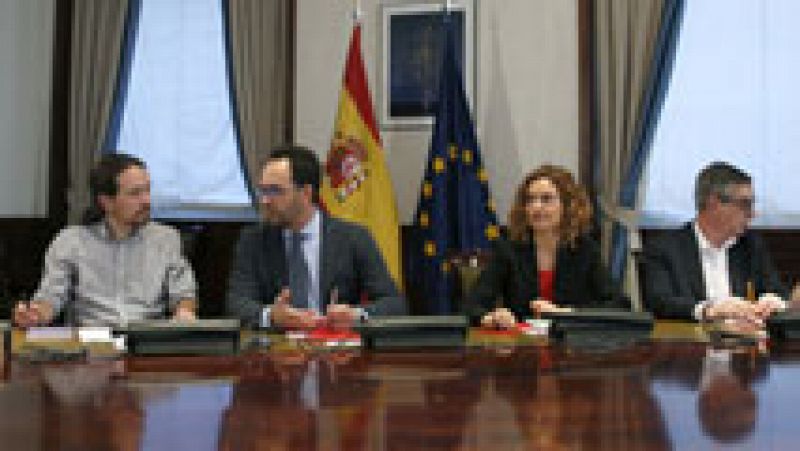Ciudadanos ve "inasumibles" las propuestas de Podemos y el PSOE aún ve posible el acuerdo