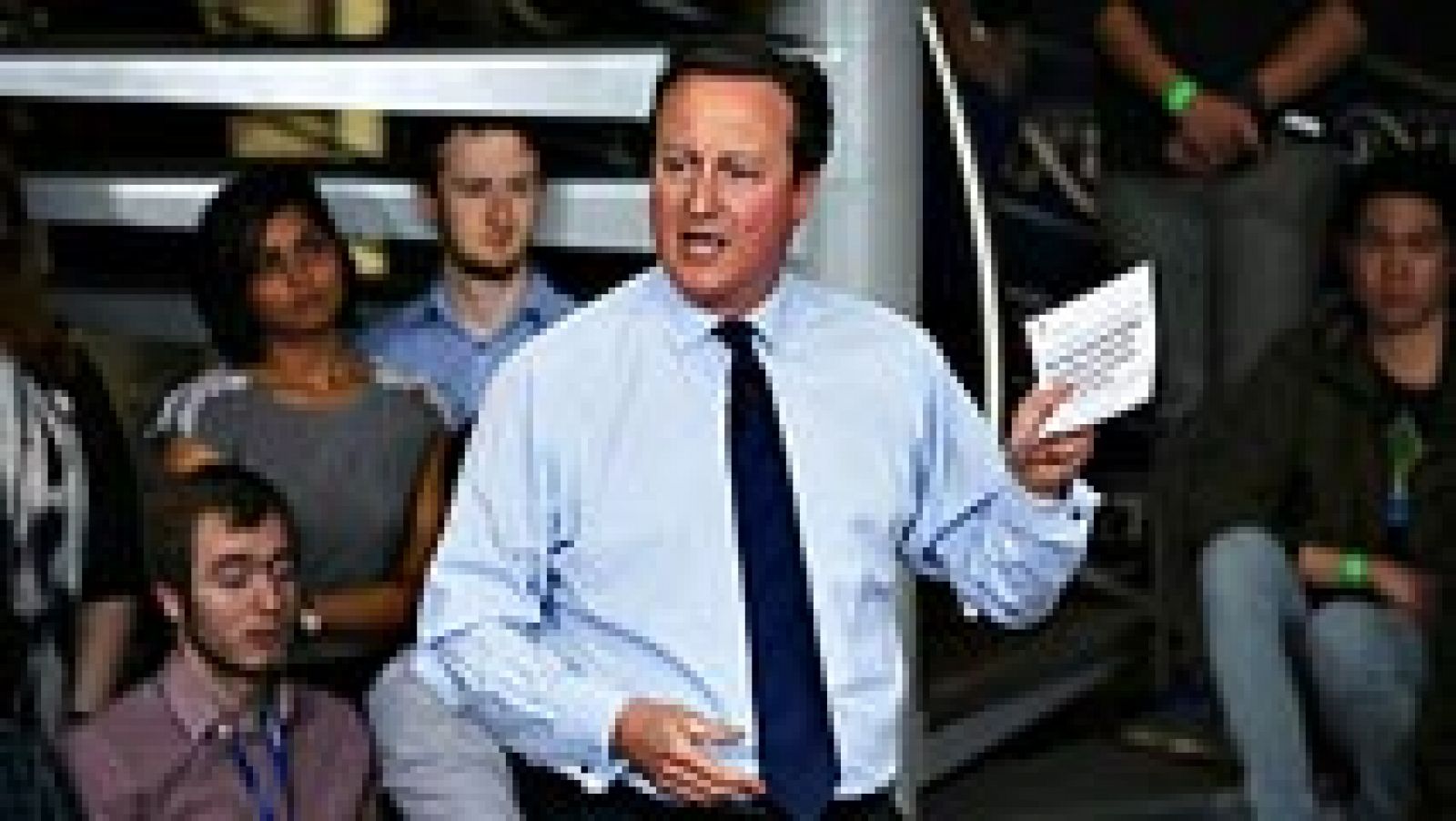 Telediario 1: David Cameron ha reconocido que tenía acciones en la empresa de su padre que revelaron los 'Papeles de Panamá' | RTVE Play