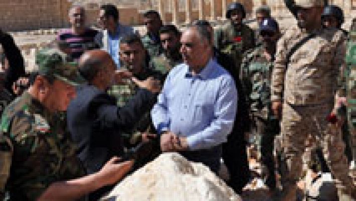 Telediario 1 - El ejército sirio prepara una operación para recuperar Alepo