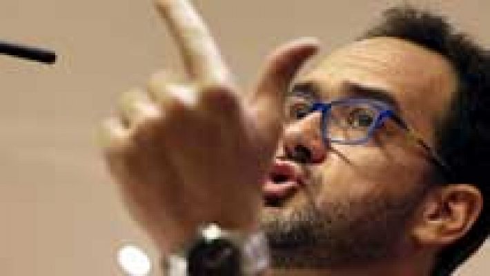 Telediario 1 - Los grupos de la oposición exigen explicaciones al ministro de Industria