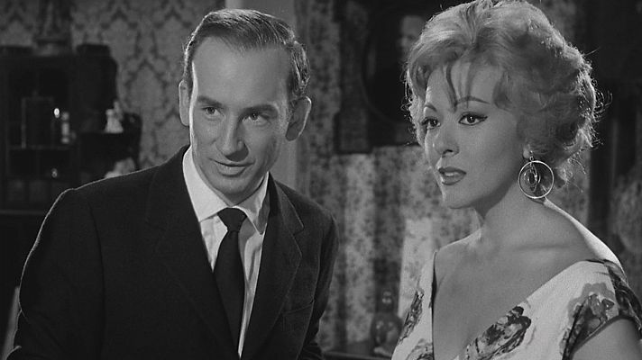 Cine de siempre - Maribel y la extraña familia