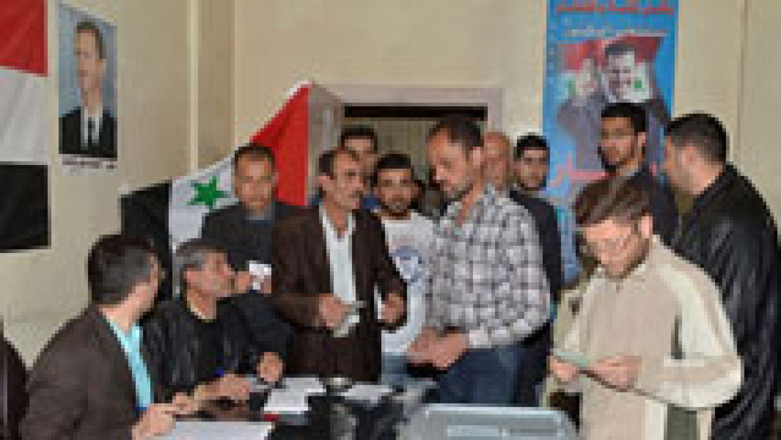 Telediario 1: Siria celebra elecciones legislativas en las zonas controladas por el régimen mientra sigue la guerra | RTVE Play