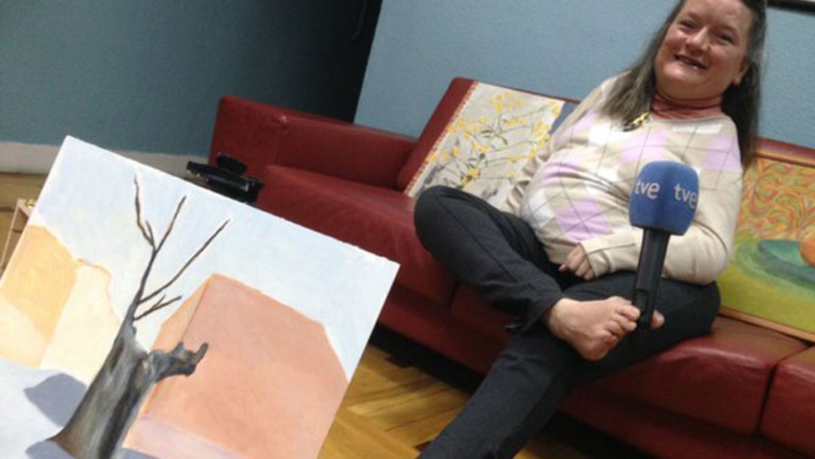 Sin barreras: Pintar con la boca y con el pie