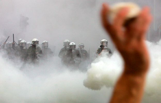  - Continúan los disturbios en Grecia