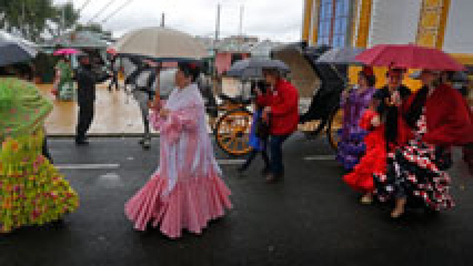 Nuboso con precipitaciones en amplias zonas de la península