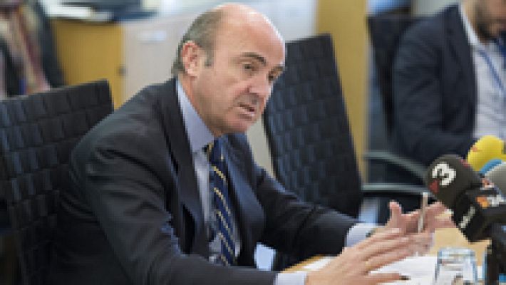 Informativo 24h - España rebaja las previsiones económicas al 2,7% en 2016 y el 2,4% en 2017