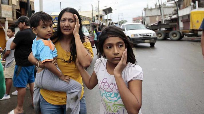 Telediario 1 - Telediario - 21 horas - 17/04/16