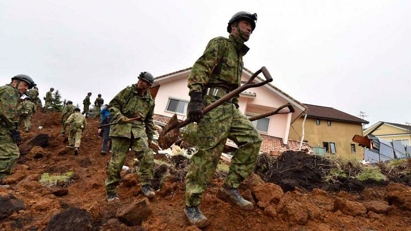 Japón intensifica la búsqueda de víctimas, 72 horas después del último terremoto